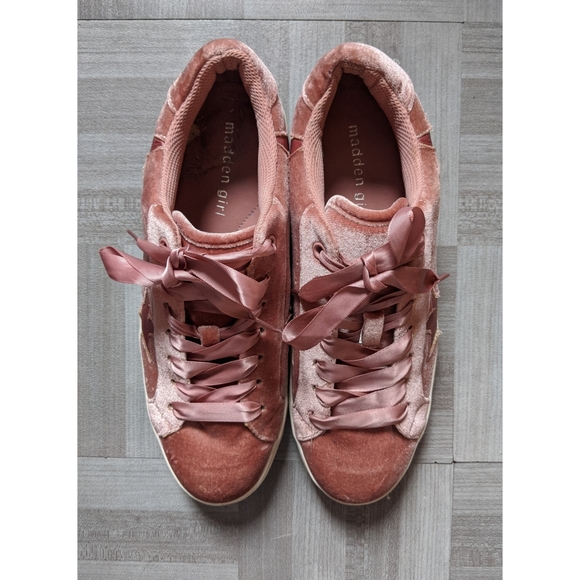FINAL PRICE Madden Girl Sneakers 8.5 Pink Velvet Starstrk - Picture 3 of 5